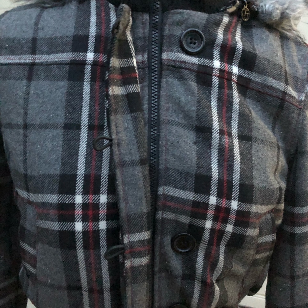 Cropped Puffer Jacket - image 7